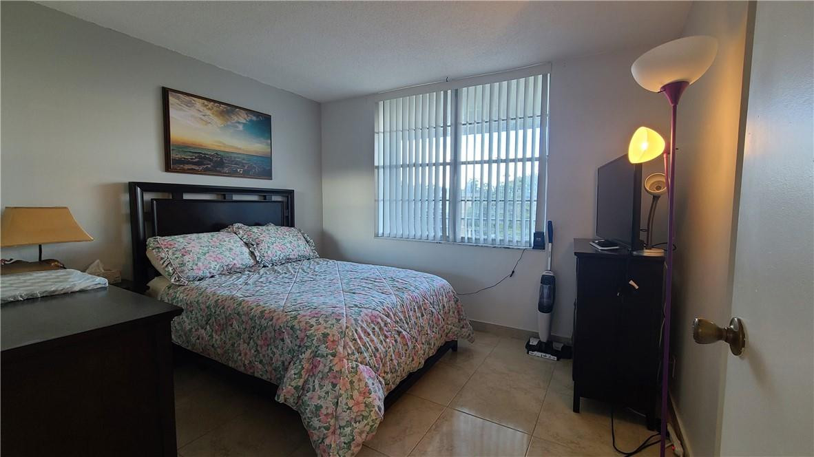 CYPRESS CHASE - Residential