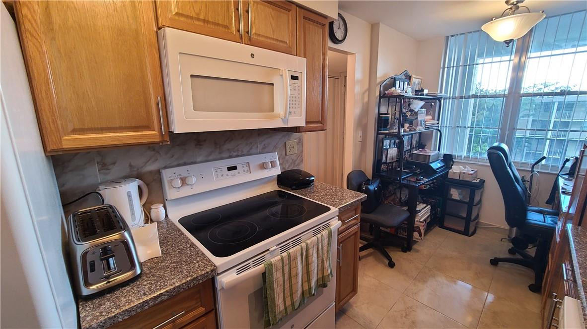 CYPRESS CHASE - Residential