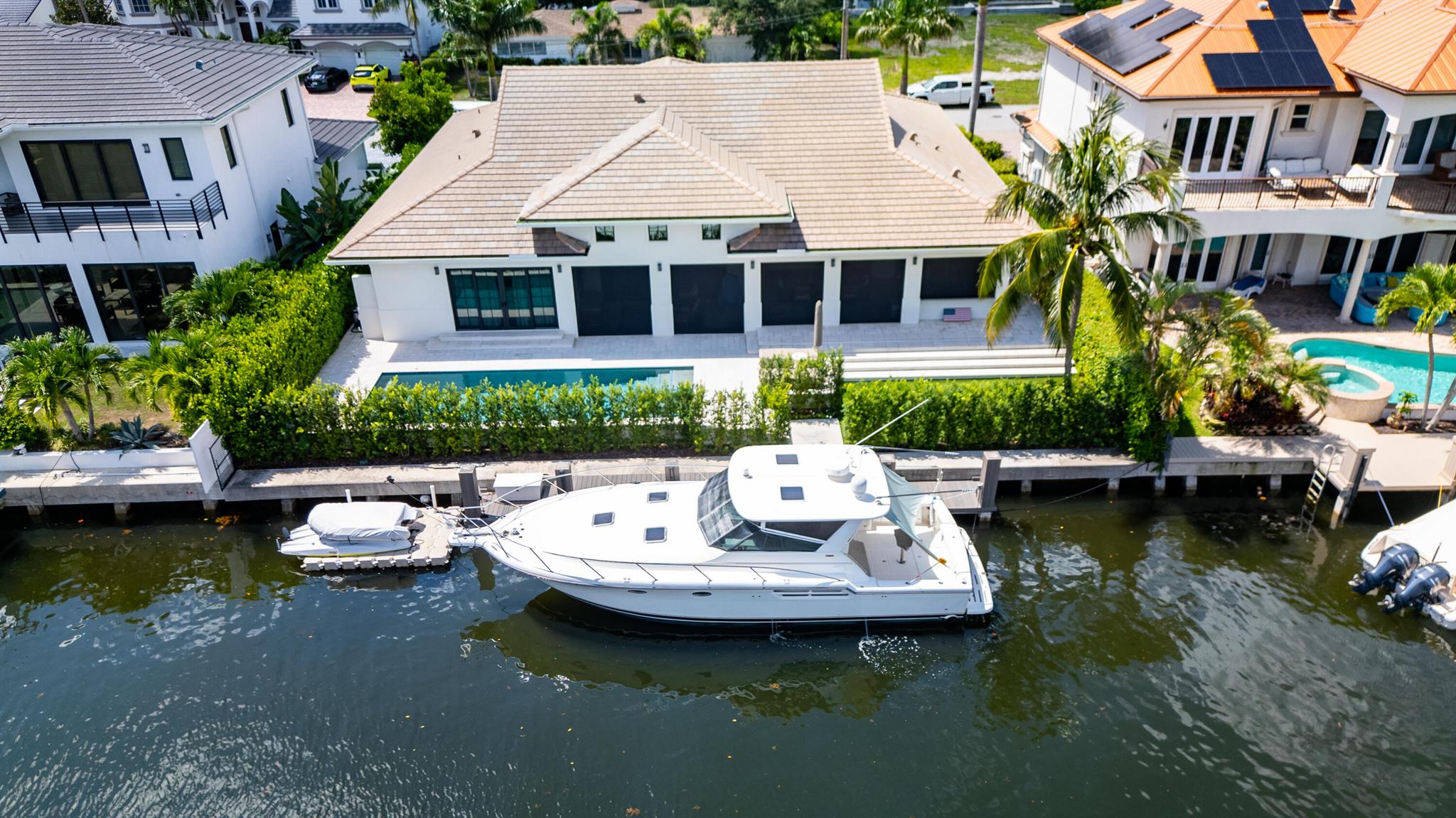 925 Allamanda Drive
