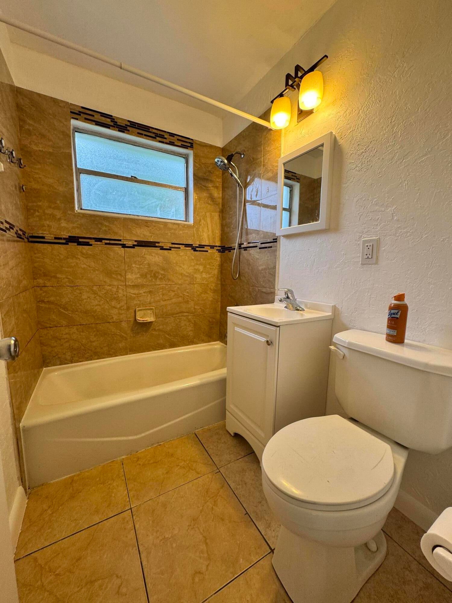 2304 NW 15th Court