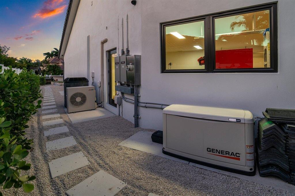 TROPIC ISLE 4TH SEC - Residential