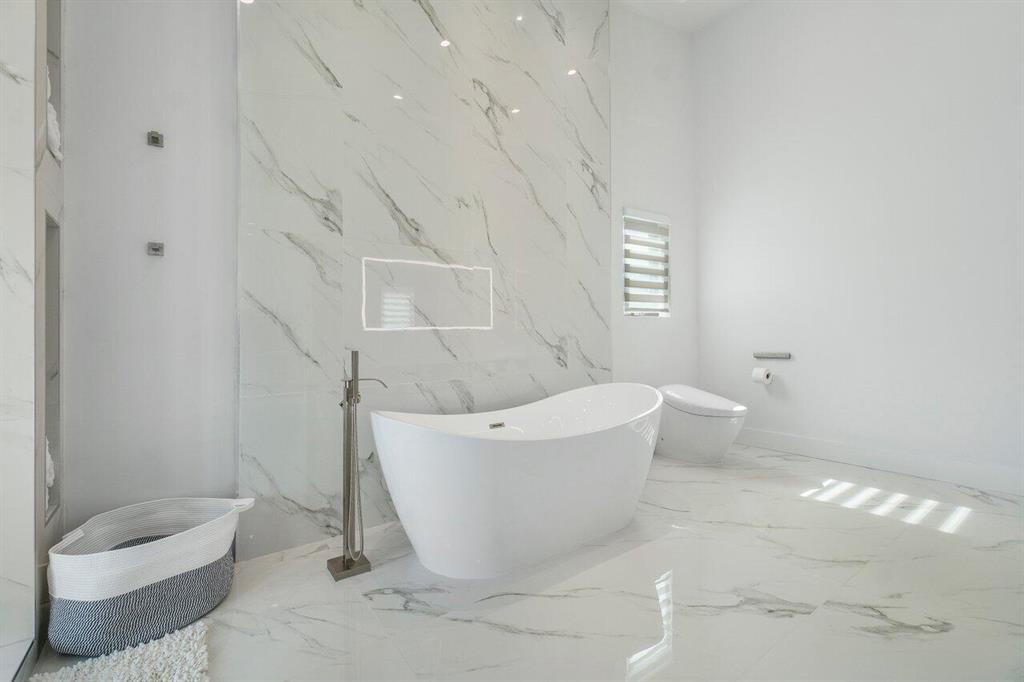 TROPIC ISLE 4TH SEC - Residential