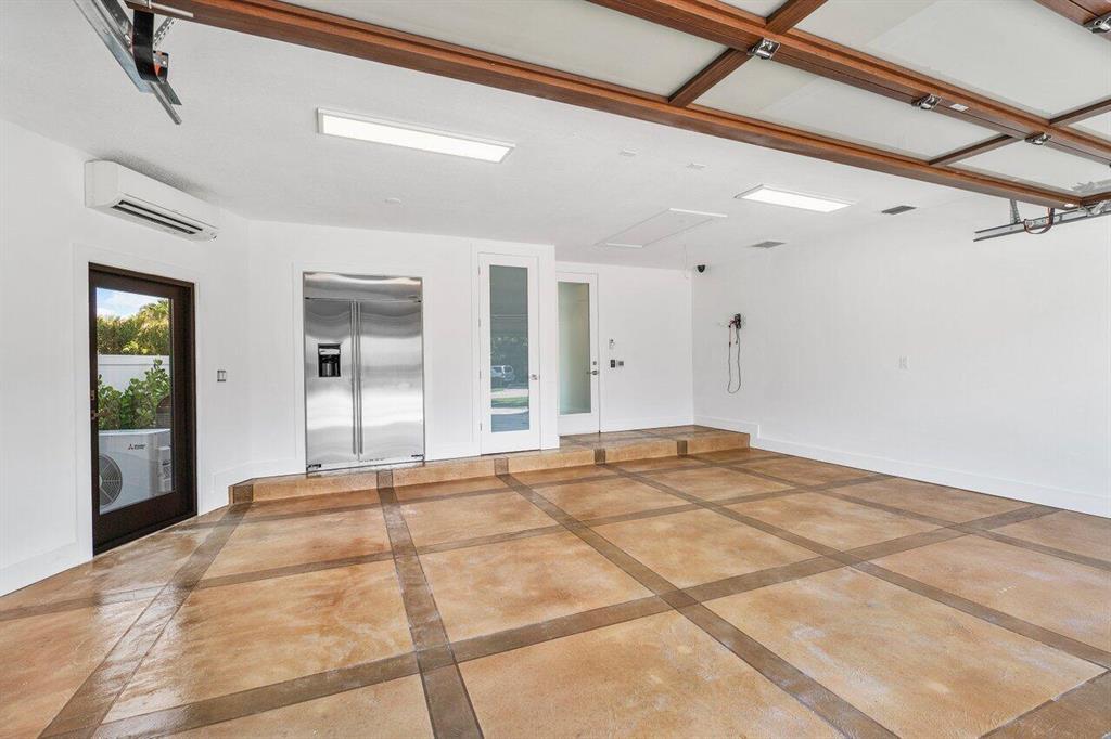 TROPIC ISLE 4TH SEC - Residential