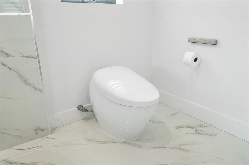 TROPIC ISLE 4TH SEC - Residential