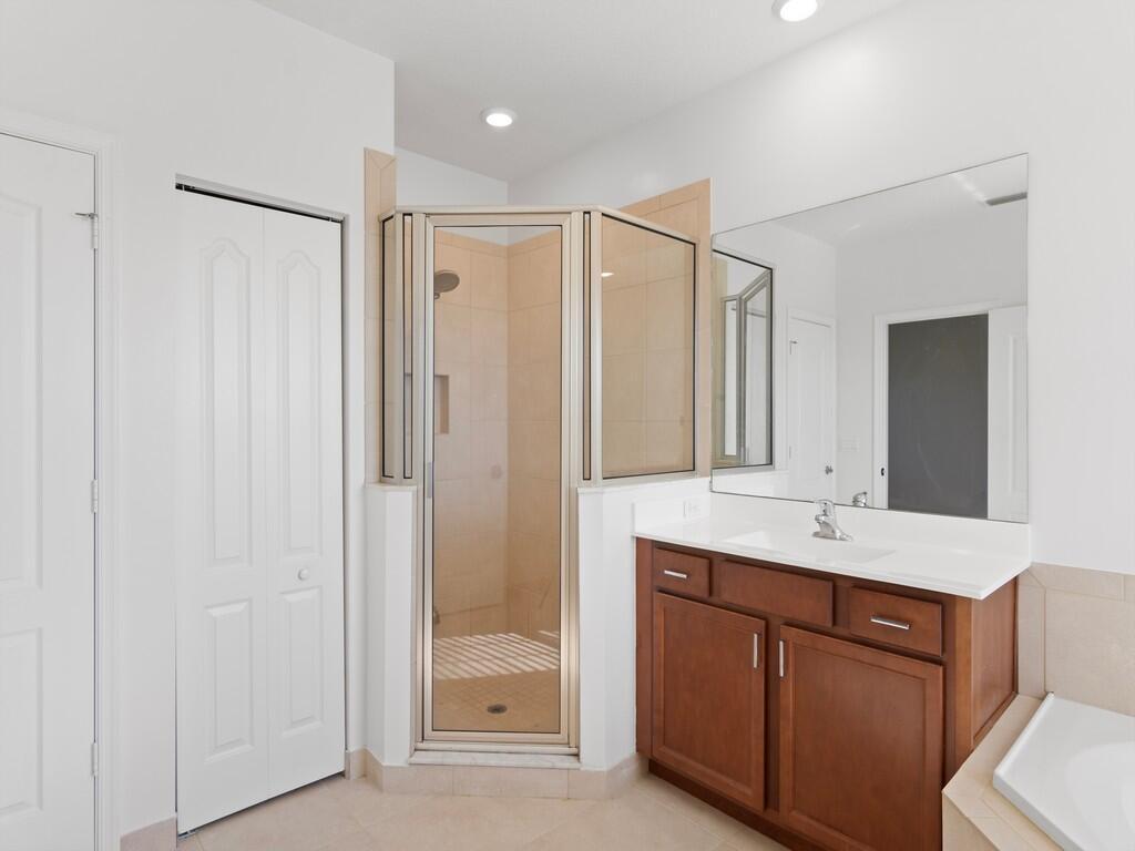 VERONA TRACE SUB & THE VILLAS AT VERONA TRACE - Residential Lease