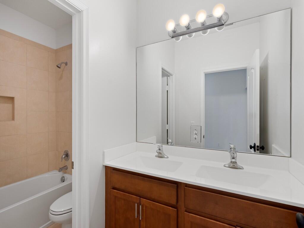 VERONA TRACE SUB & THE VILLAS AT VERONA TRACE - Residential Lease