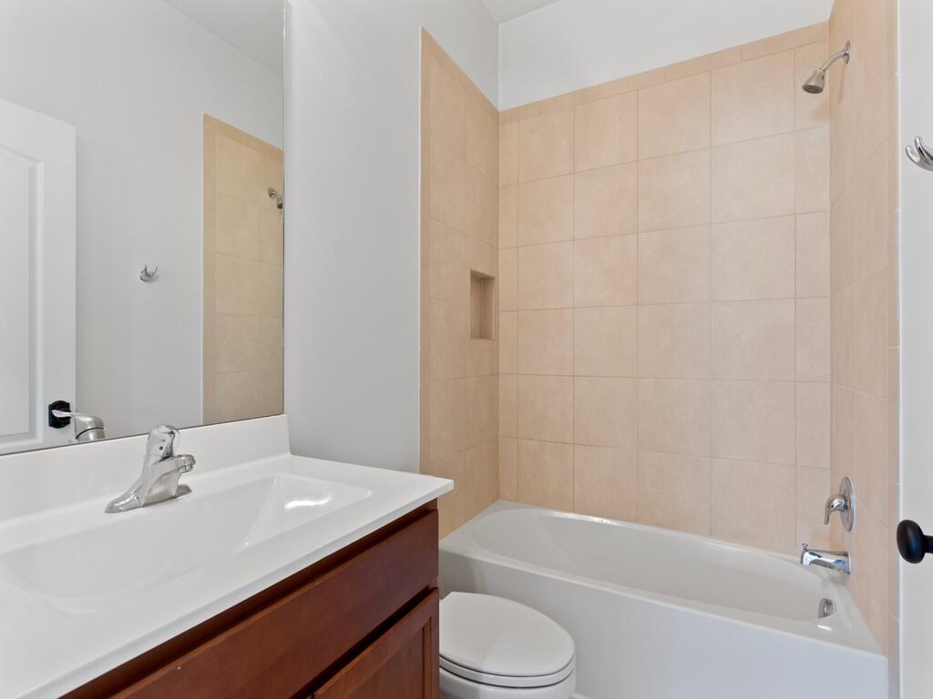 VERONA TRACE SUB & THE VILLAS AT VERONA TRACE - Residential Lease