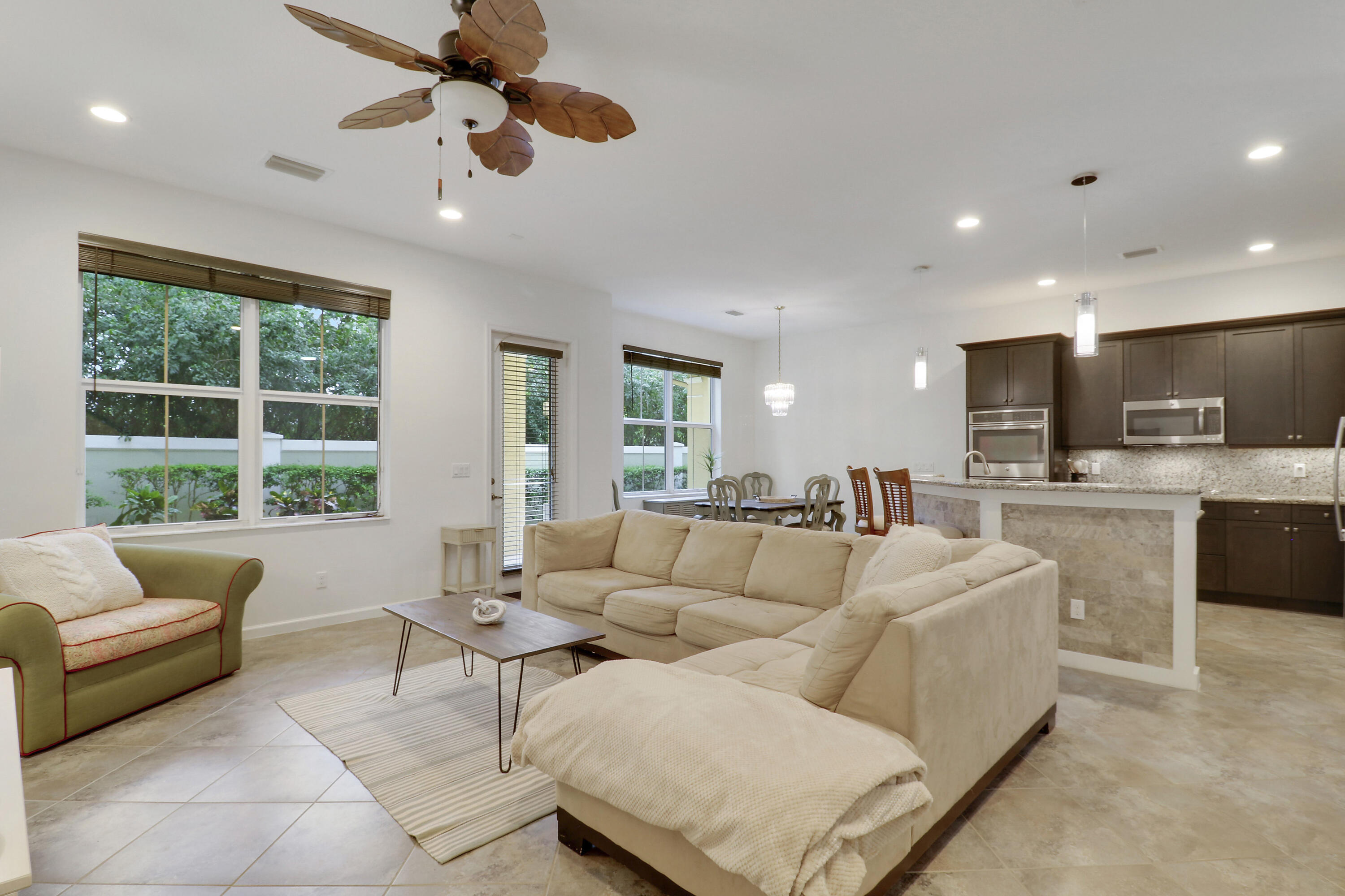 5242 Cambridge Court