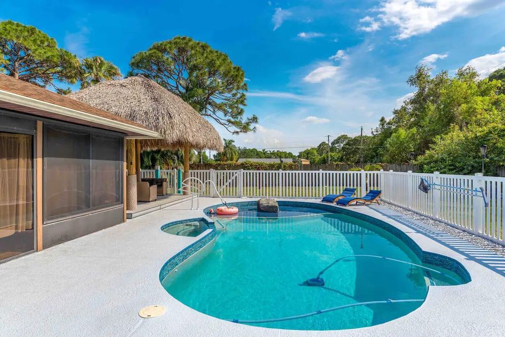 Photo of 2550 SE Calais Street, Port Saint Lucie, FL 34952 (MLS # R11007283)