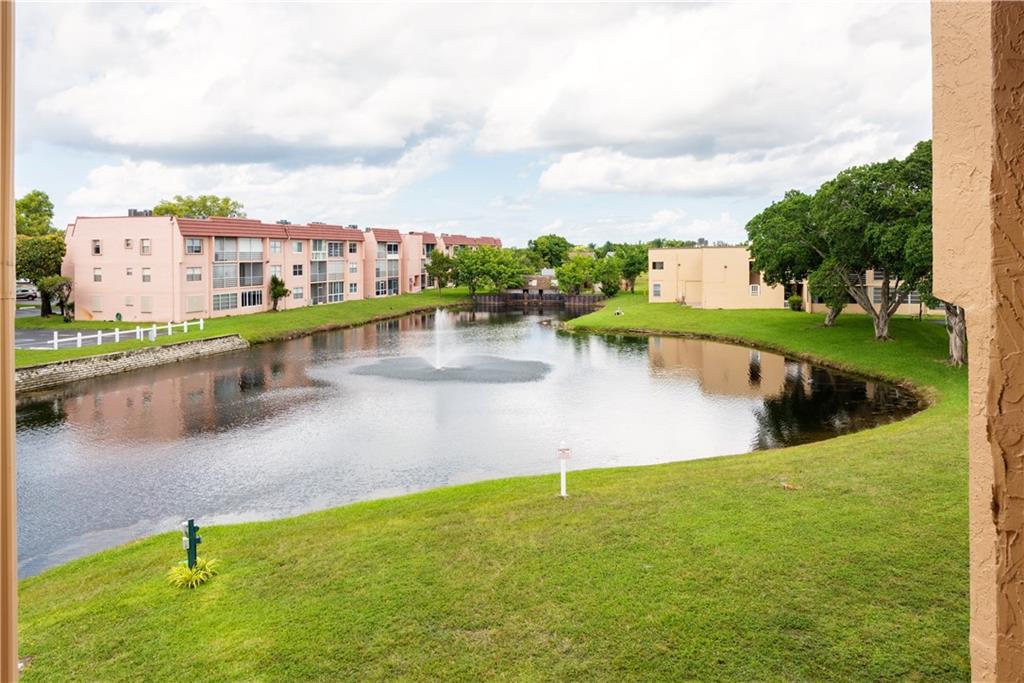 Sunrise Lakes Phase III - Residential