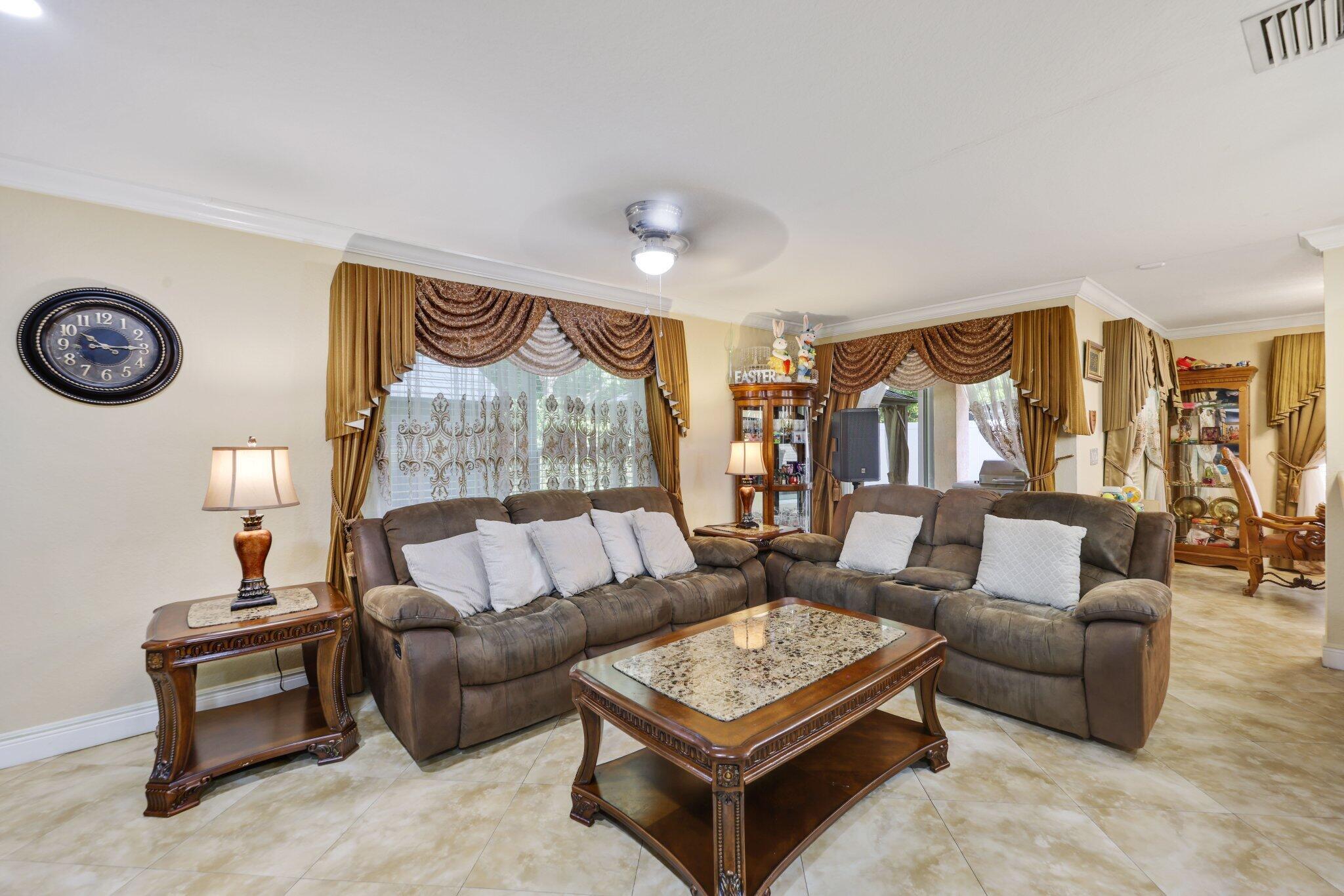 WATERWAYS TAHERI - Residential