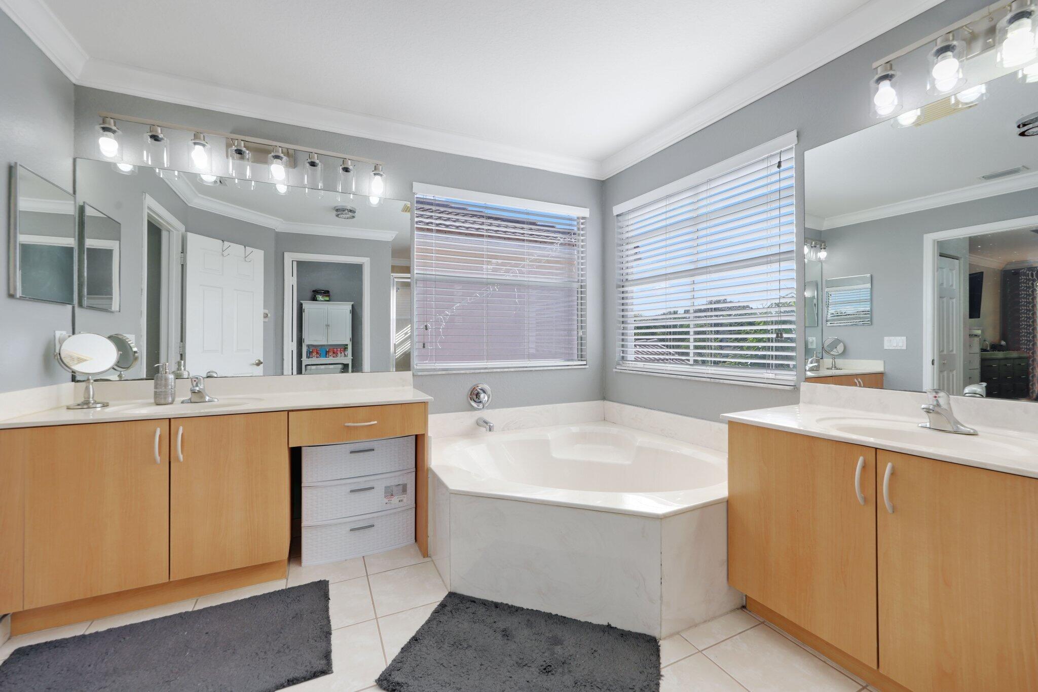 WATERWAYS TAHERI - Residential