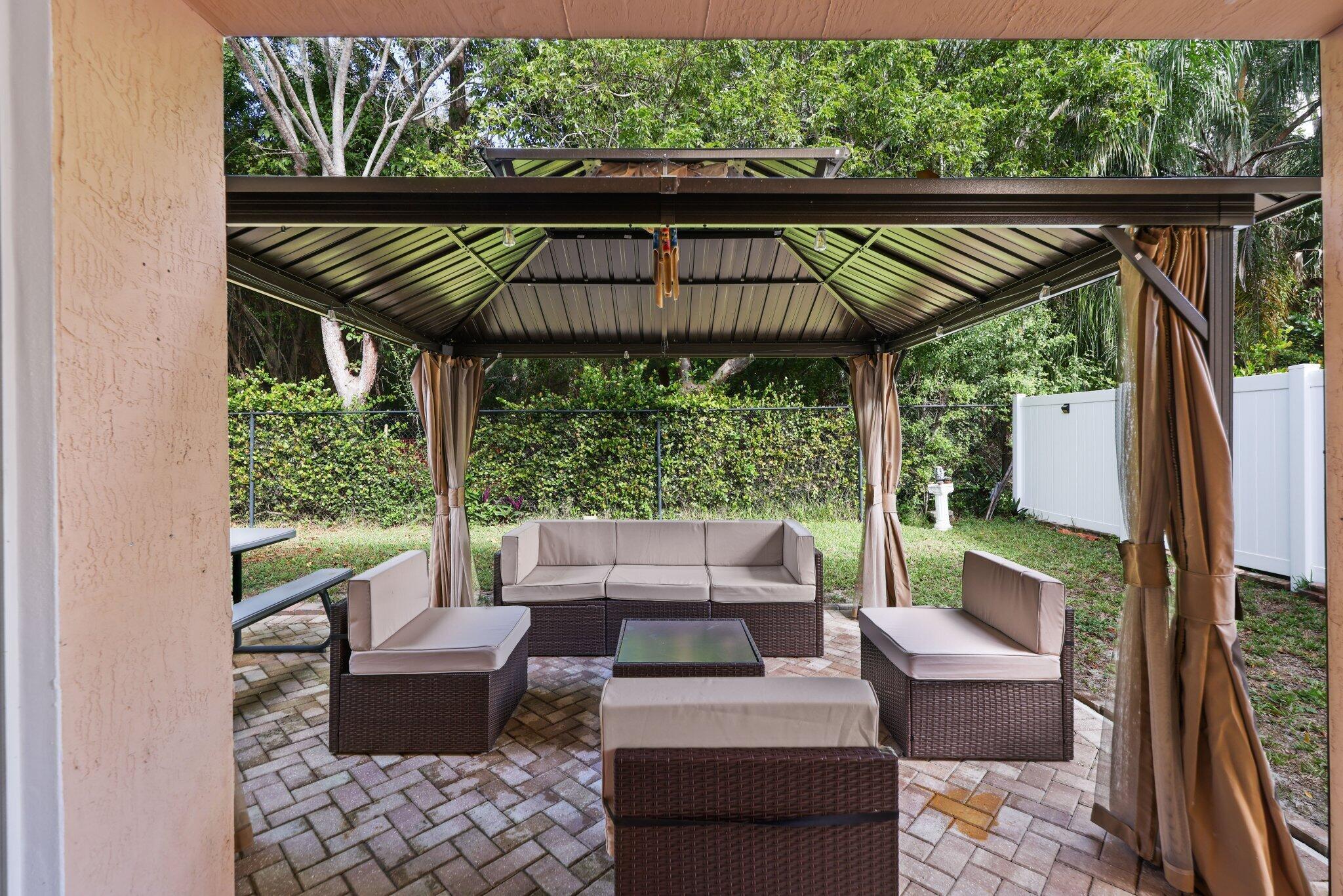 WATERWAYS TAHERI - Residential