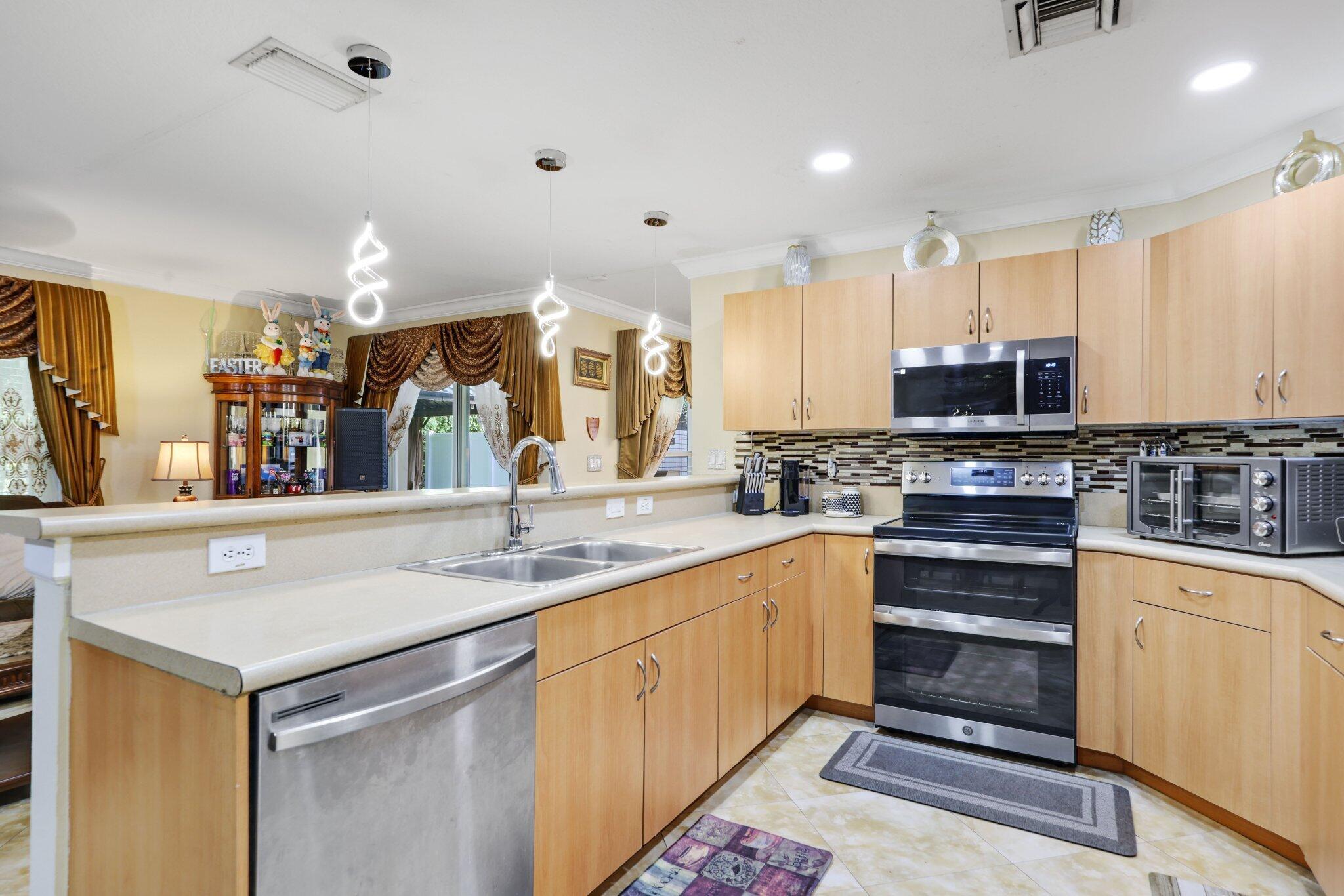 WATERWAYS TAHERI - Residential