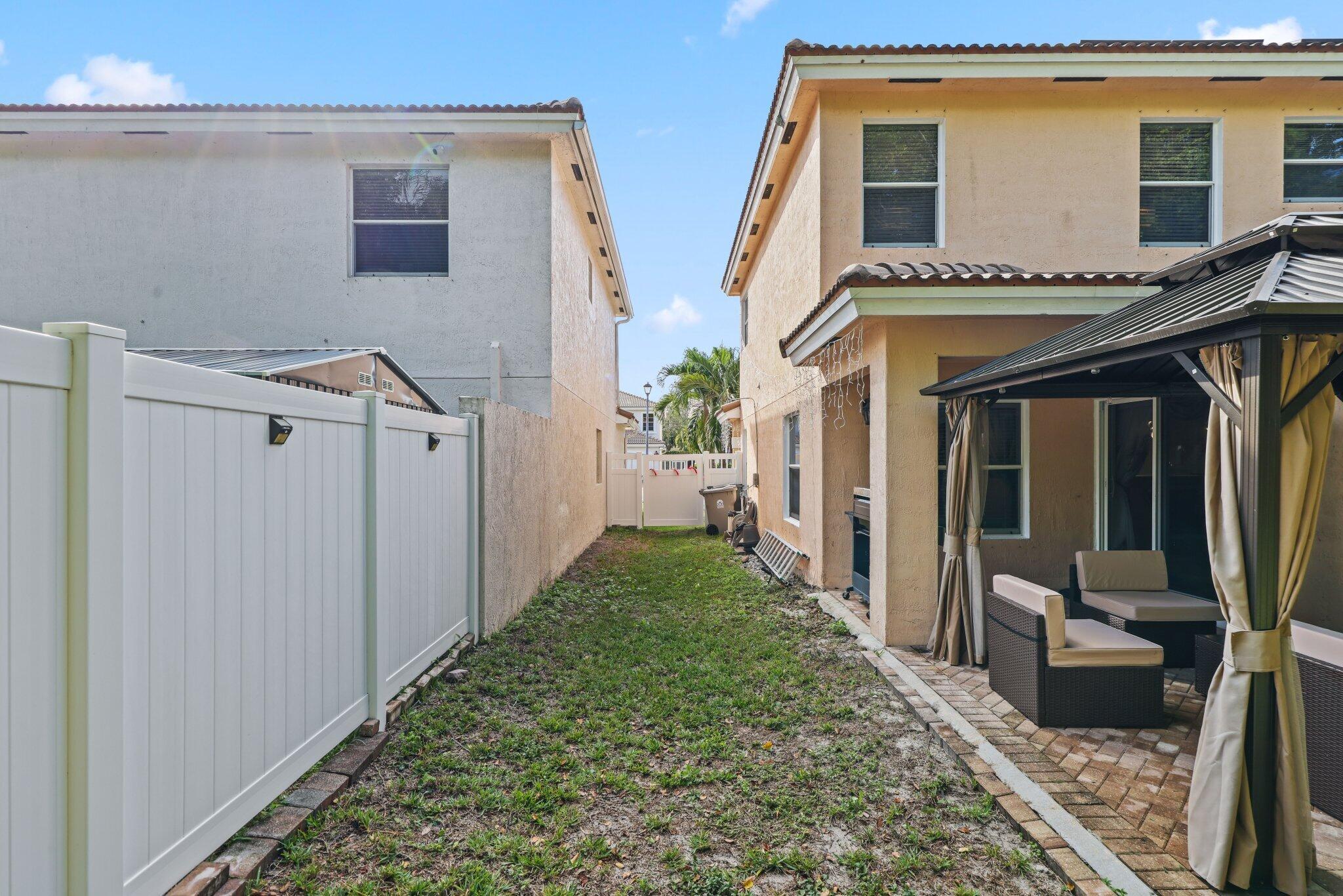 WATERWAYS TAHERI - Residential