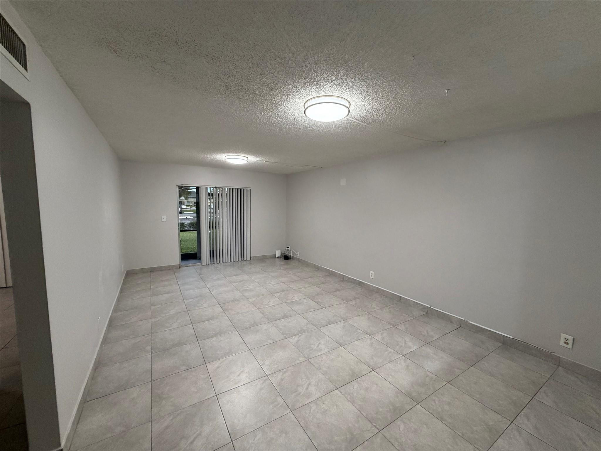 Ramblewood East Condo - Residential Lease