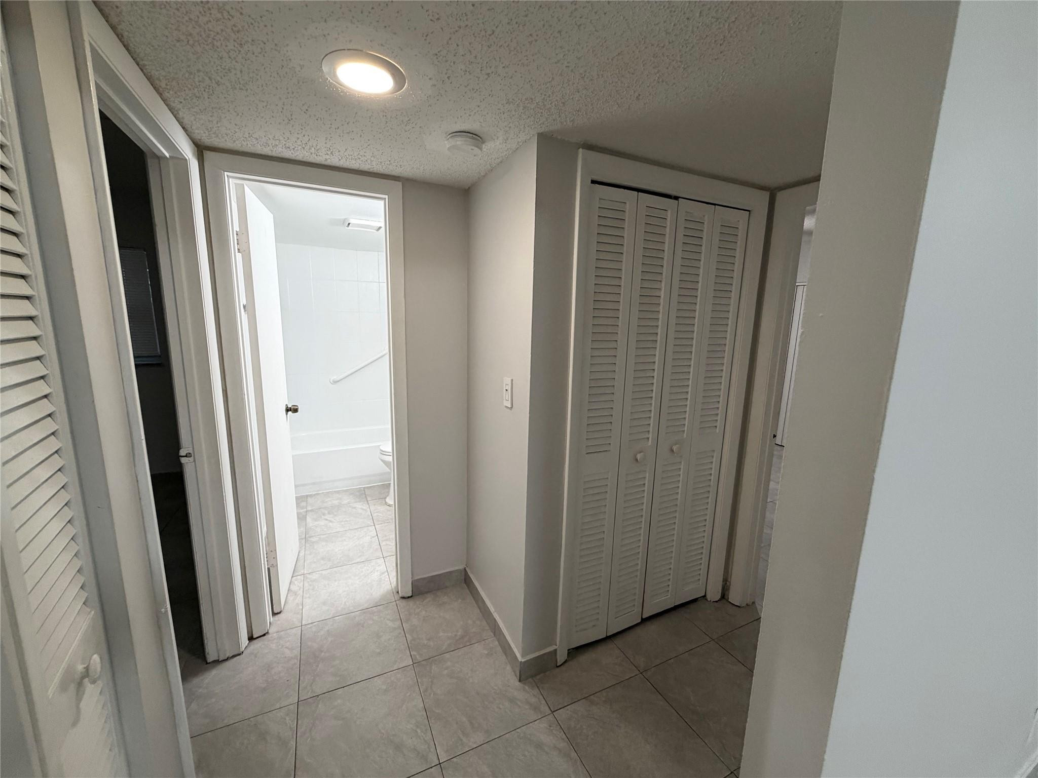 Ramblewood East Condo - Residential Lease