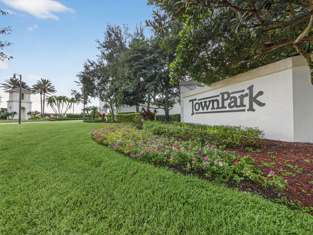 Photo of 11316 SW Barton Way, Port Saint Lucie, FL 34987 (MLS # B26008832)