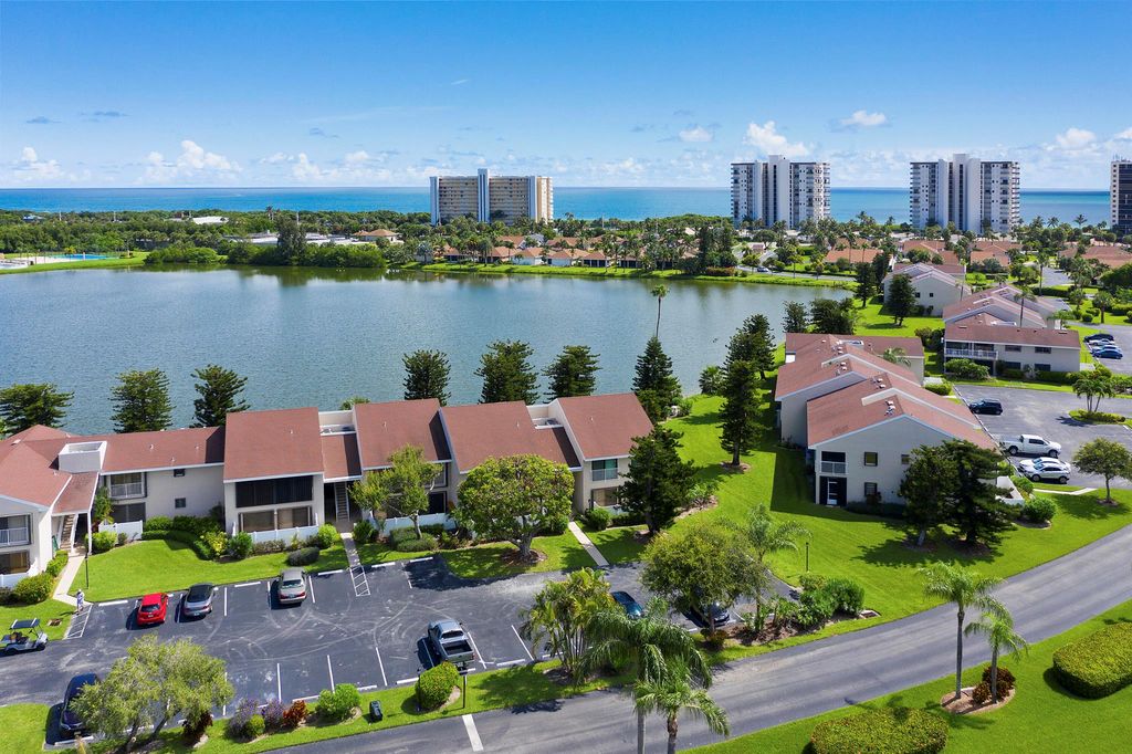 Photo of 3218 S Lakeview Circle #7202, Fort Pierce, FL 34949 (MLS # R11100971)