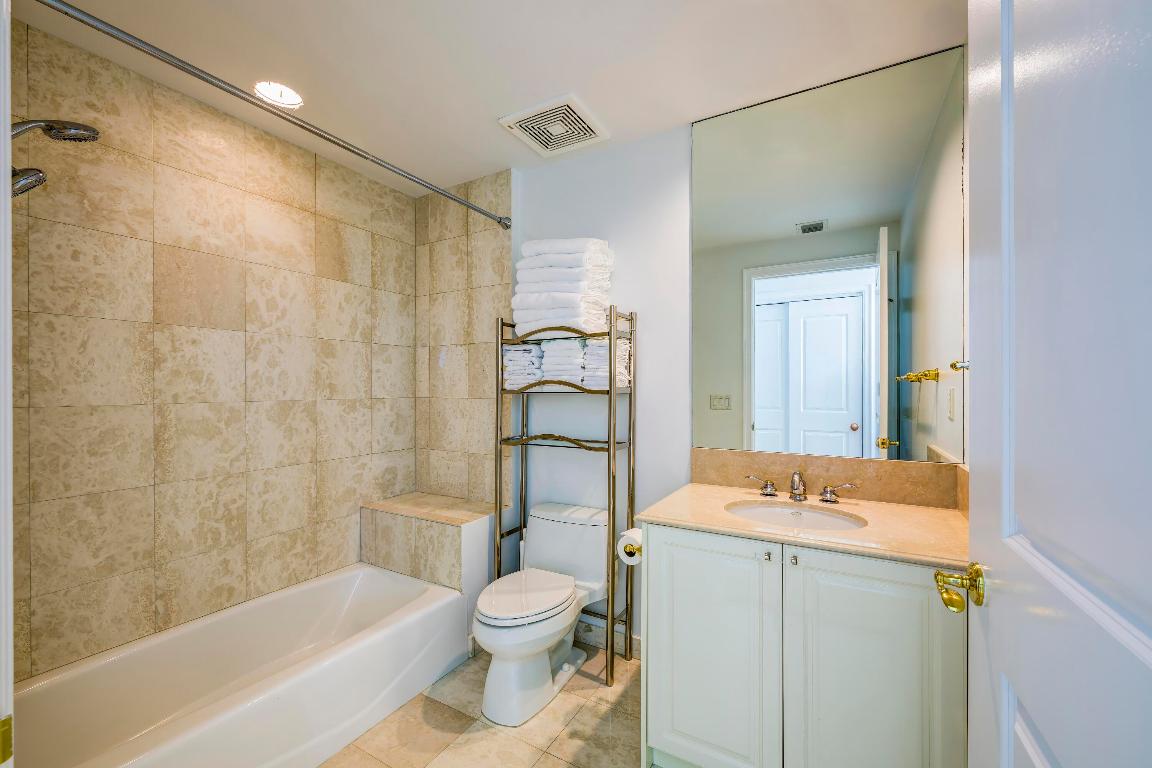 OCEAN GRANDE BEACH & MARINA - Residential