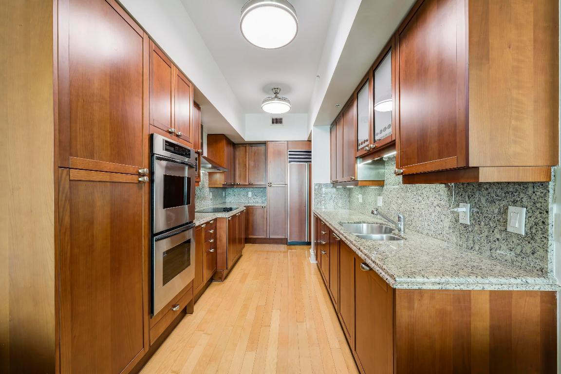 OCEAN GRANDE BEACH & MARINA - Residential