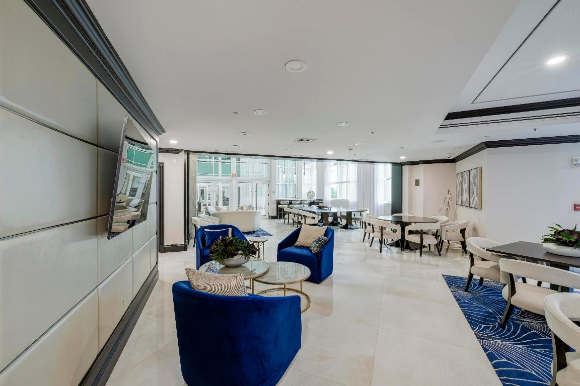 OCEAN GRANDE BEACH & MARINA - Residential