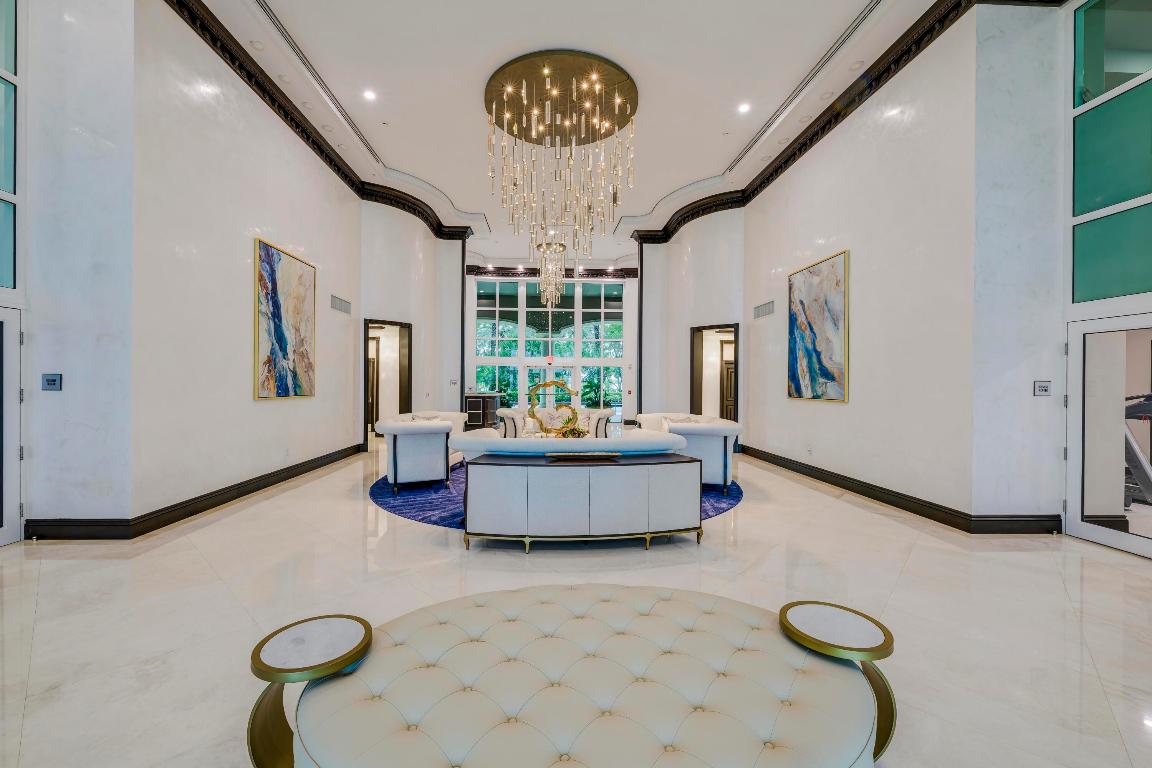 OCEAN GRANDE BEACH & MARINA - Residential