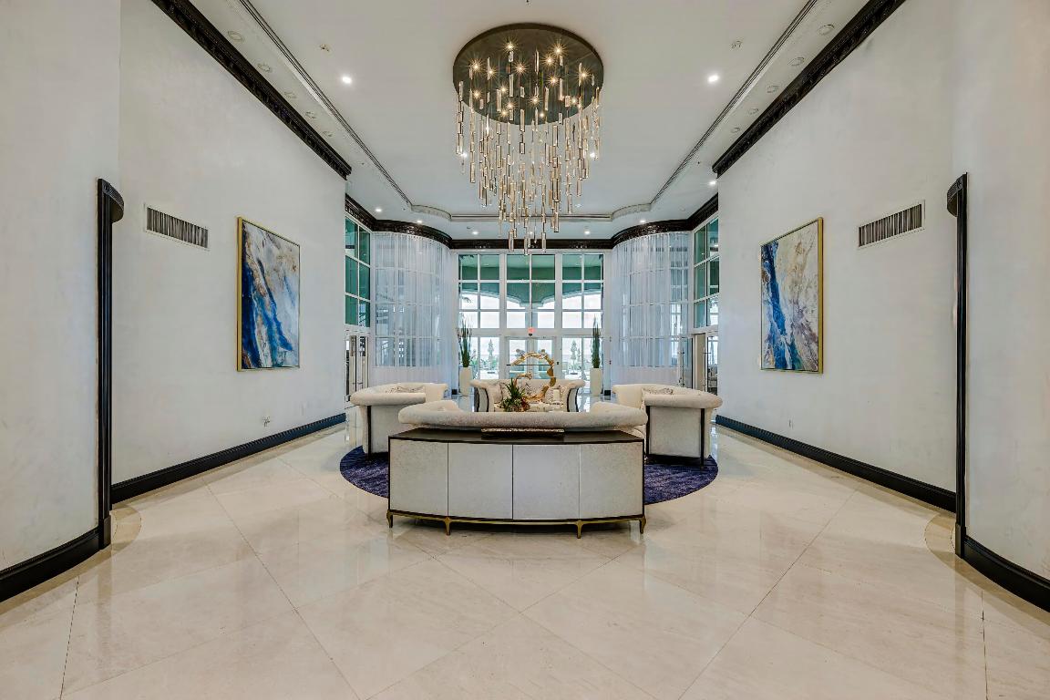 OCEAN GRANDE BEACH & MARINA - Residential