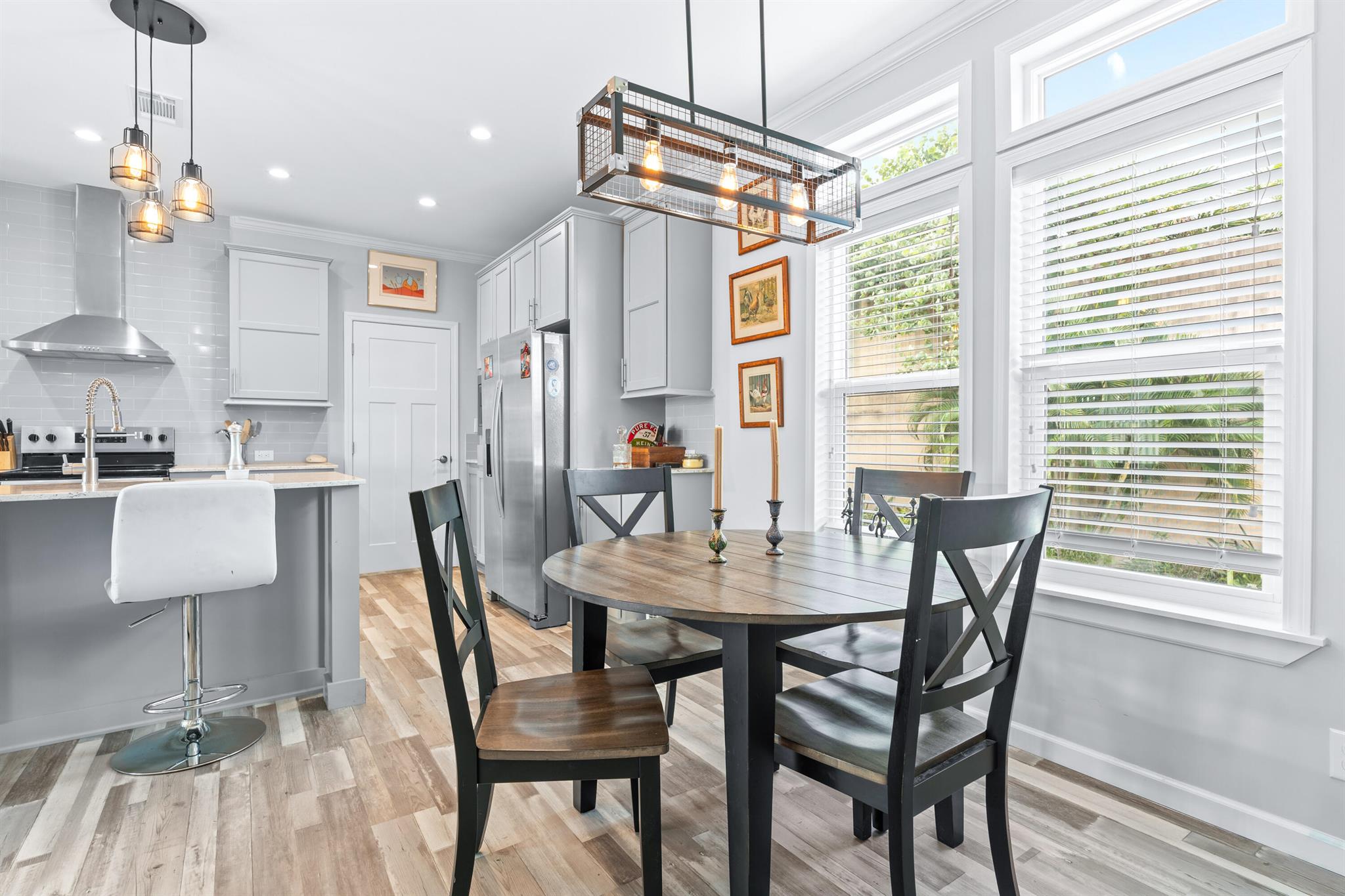 View photos, virtual tours, details... 1757 12th Court N