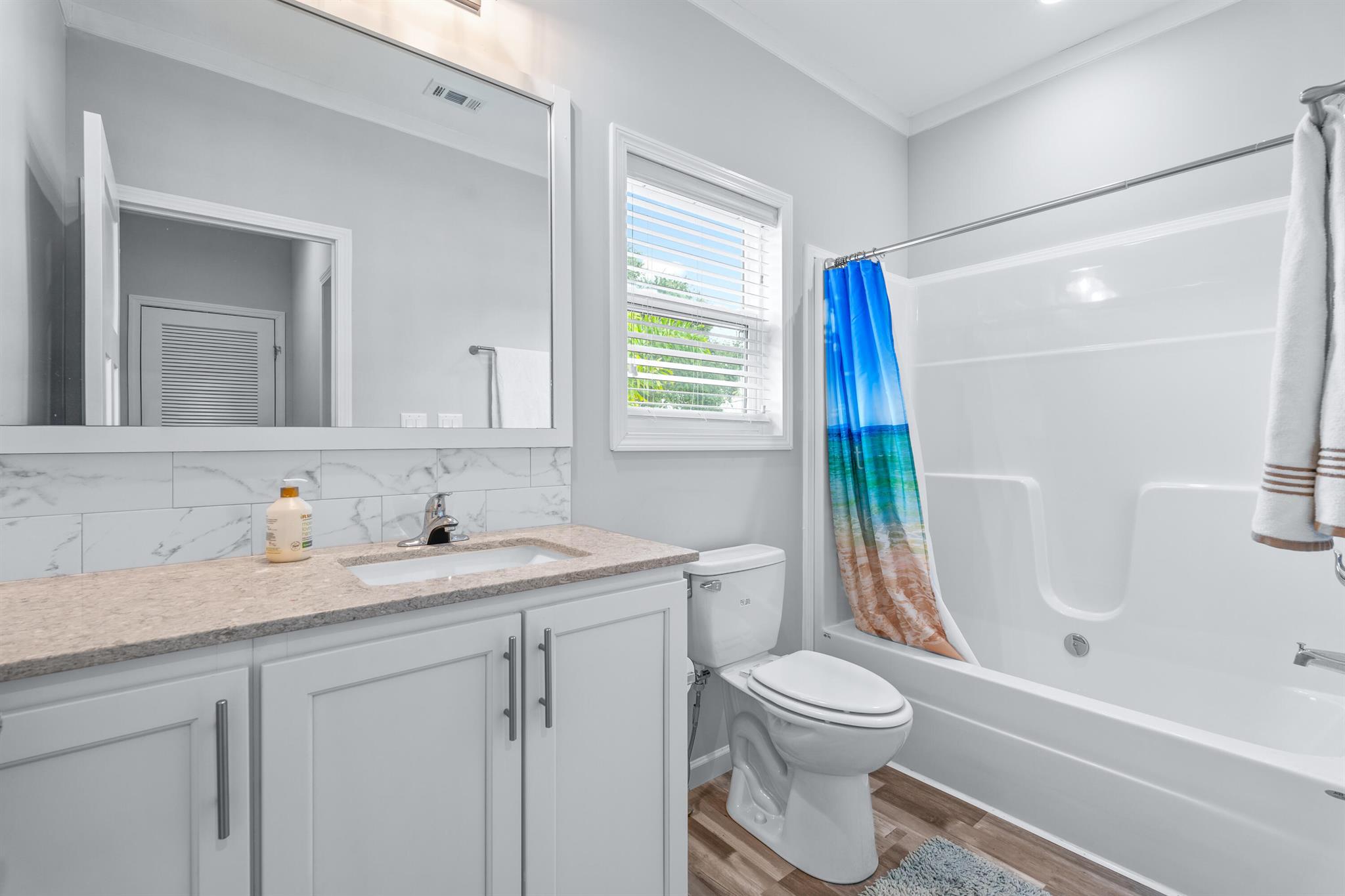 CRESTRIDGE HEIGHTS - Residential