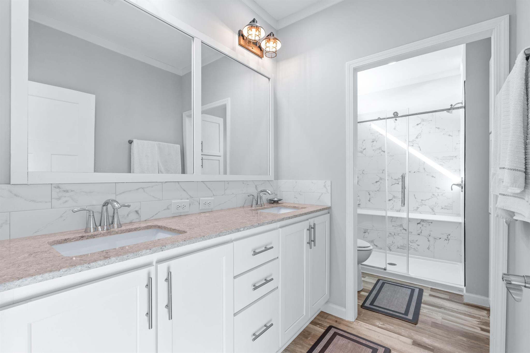 CRESTRIDGE HEIGHTS - Residential