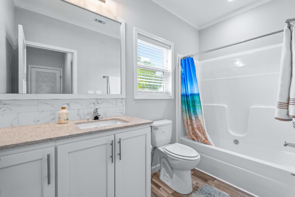 CRESTRIDGE HEIGHTS - Residential