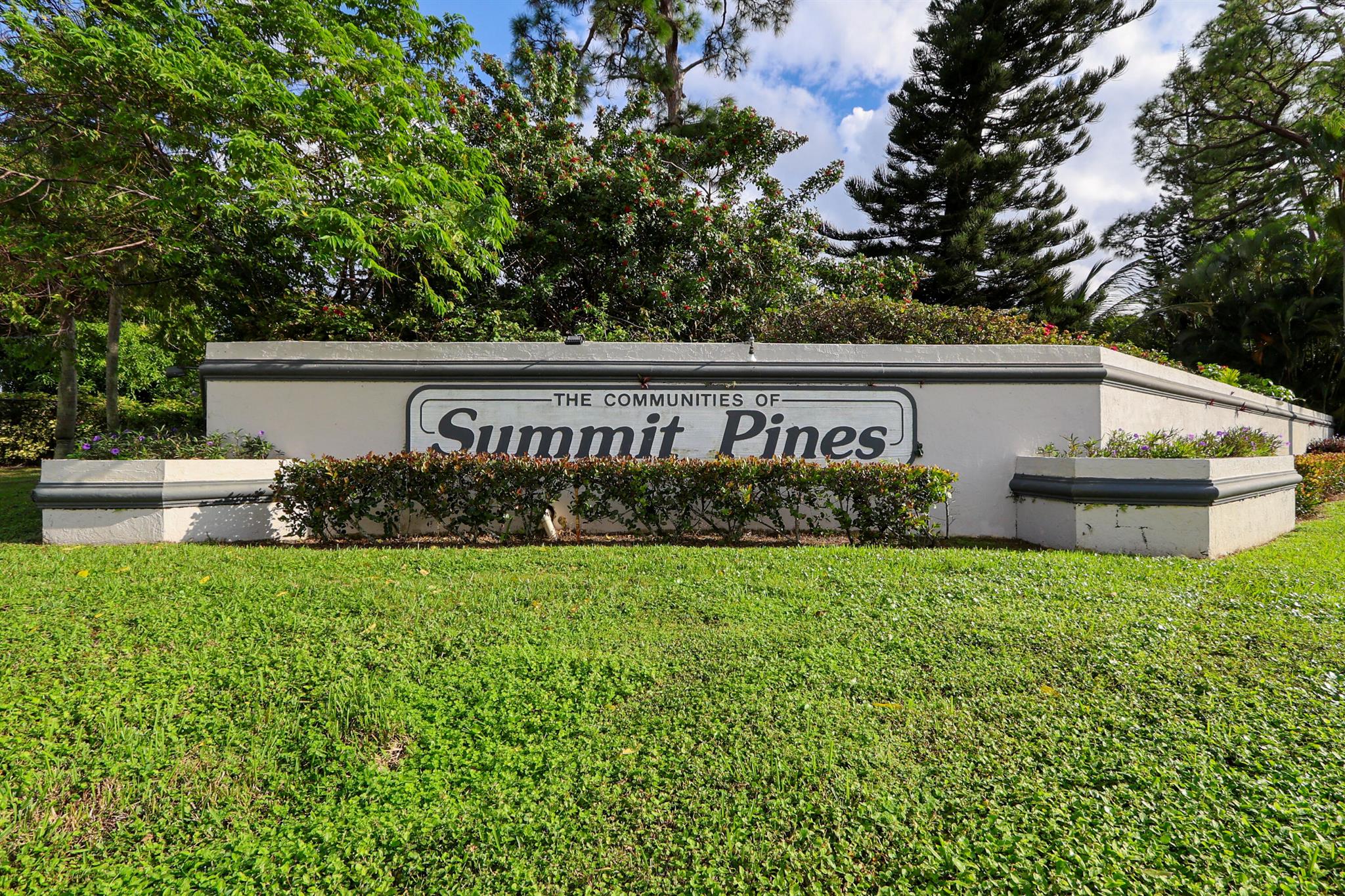 SUMMIT PINES UNIT 1 - Residential