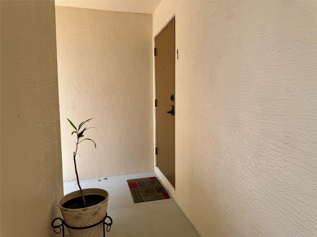 Photo of 1313 SW 8th Court #1, Fort Lauderdale, FL 33312 (MLS # F10524491)