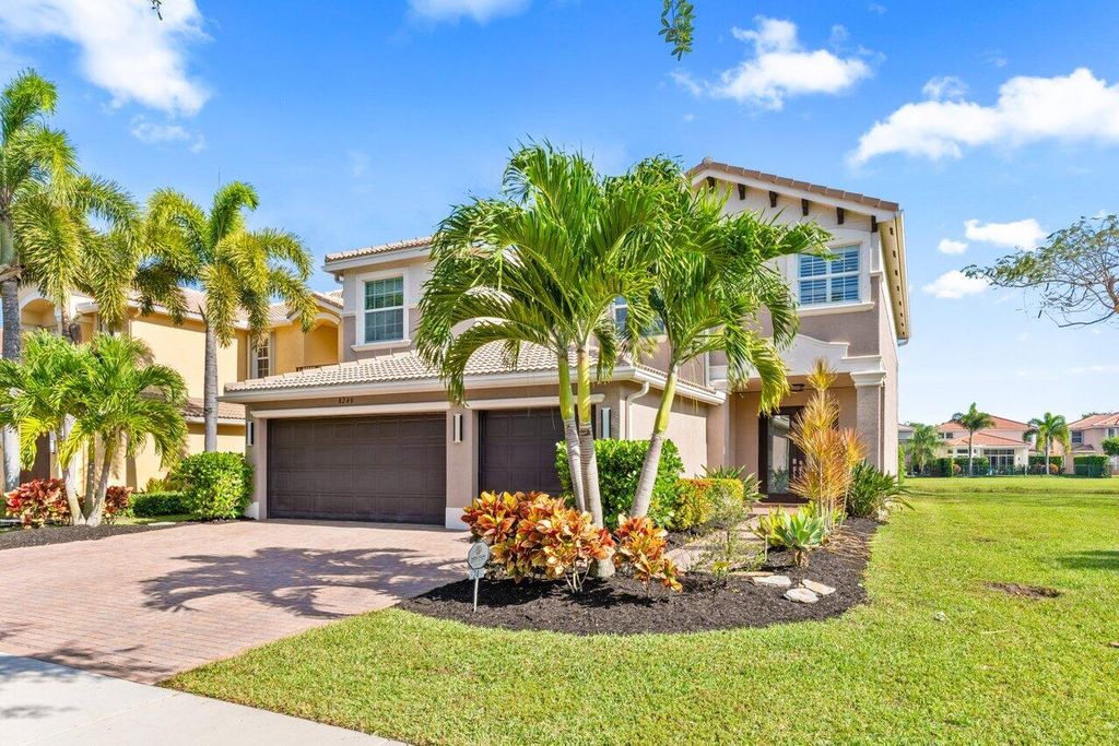 Photo of 8248 Emerald Winds Circle, Boynton Beach, FL 33473 (MLS # R10978215)