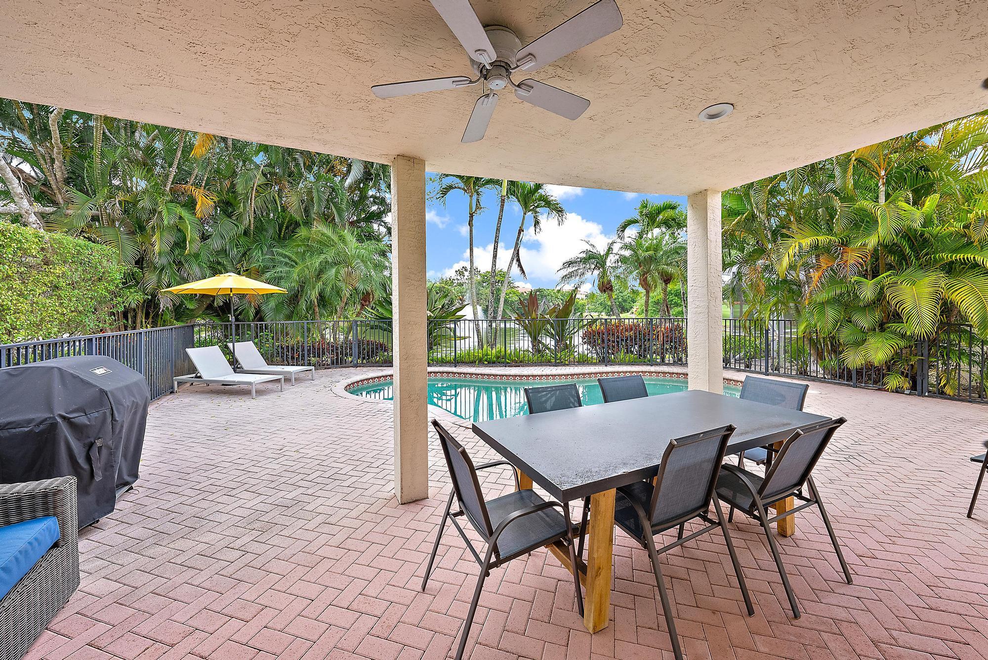 IBIS GOLF AND COUNTRY CLU - Residential Lease