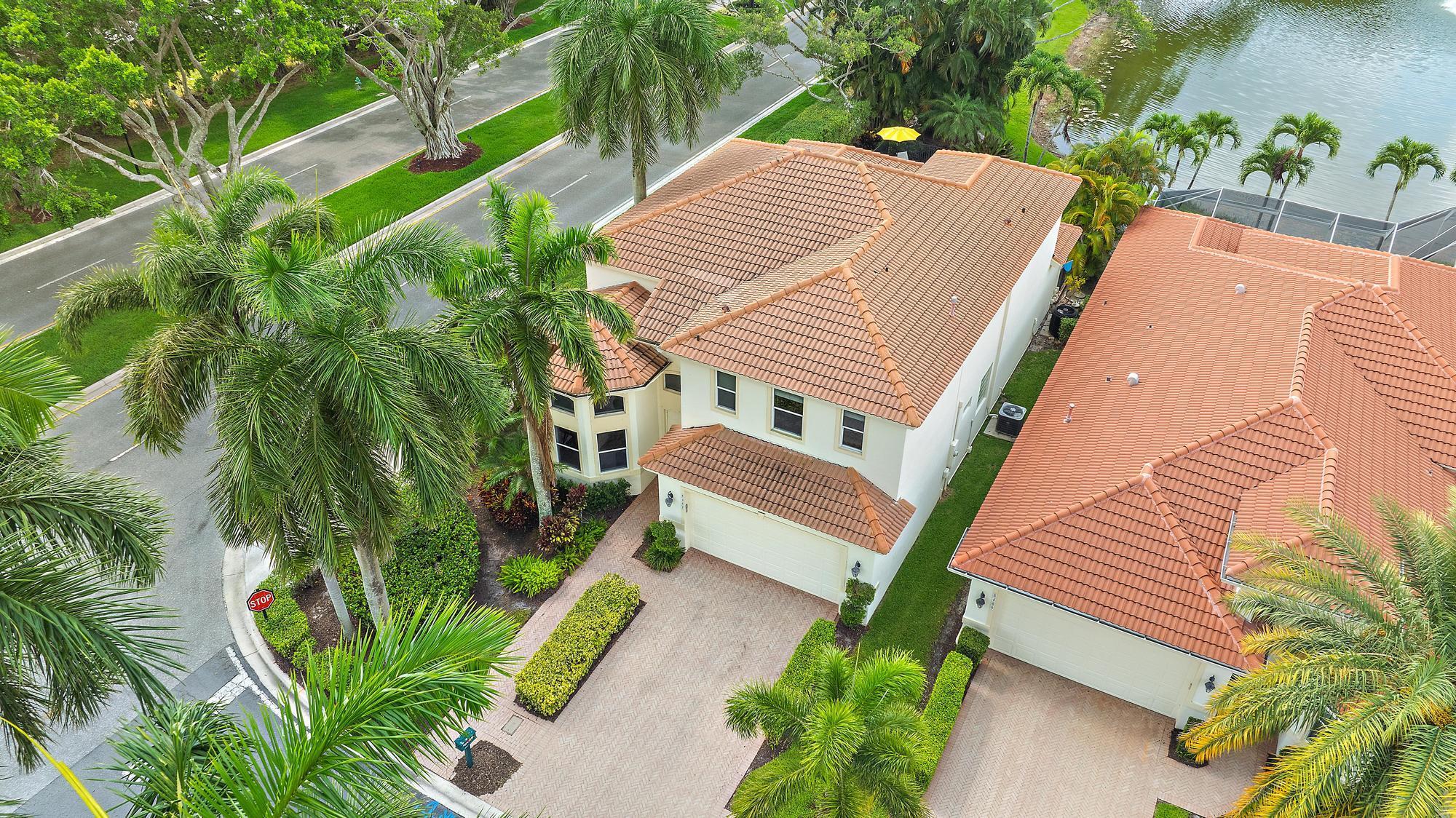 IBIS GOLF AND COUNTRY CLU - Residential Lease