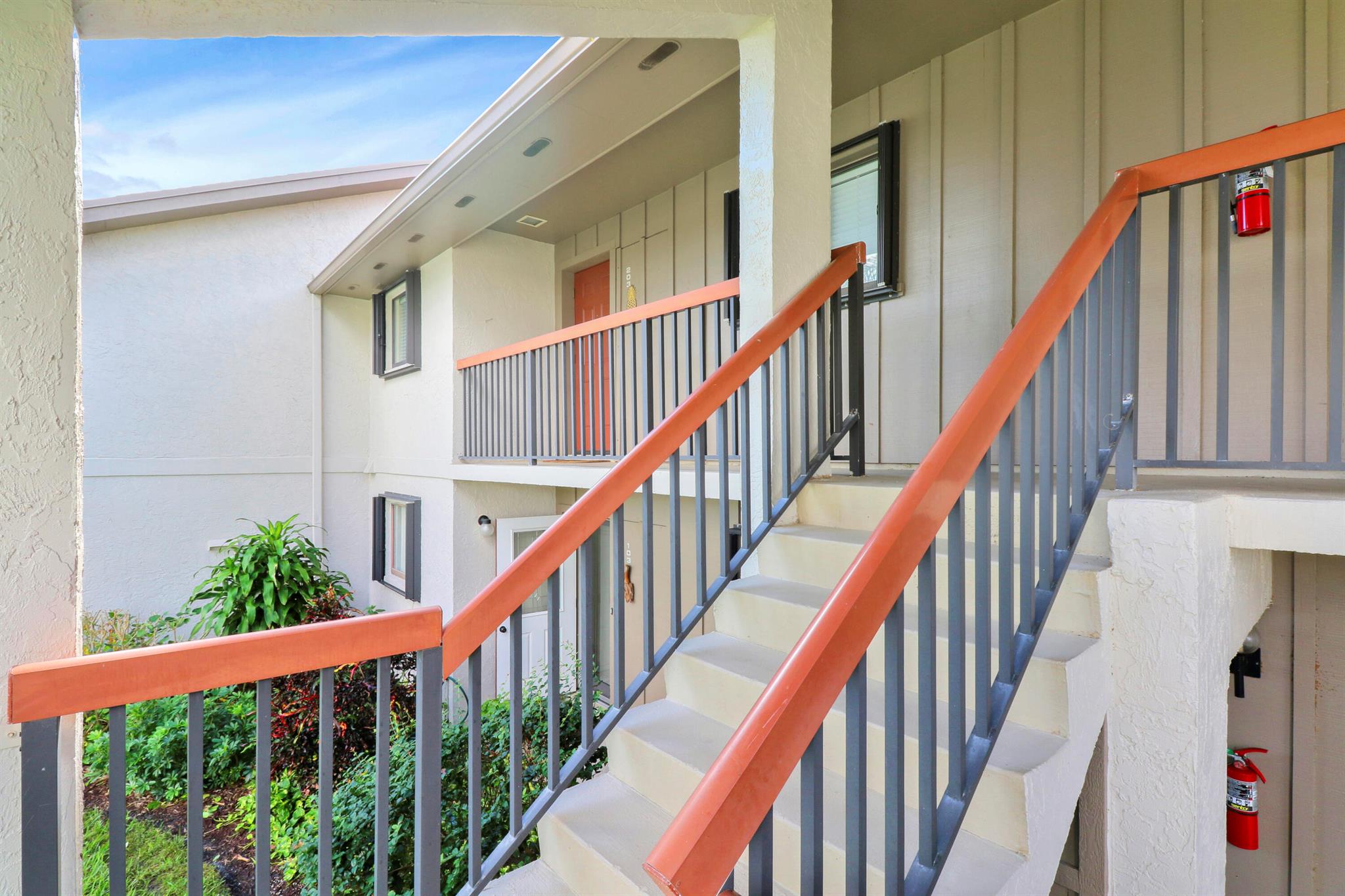 River Club Condo - Residential Lease