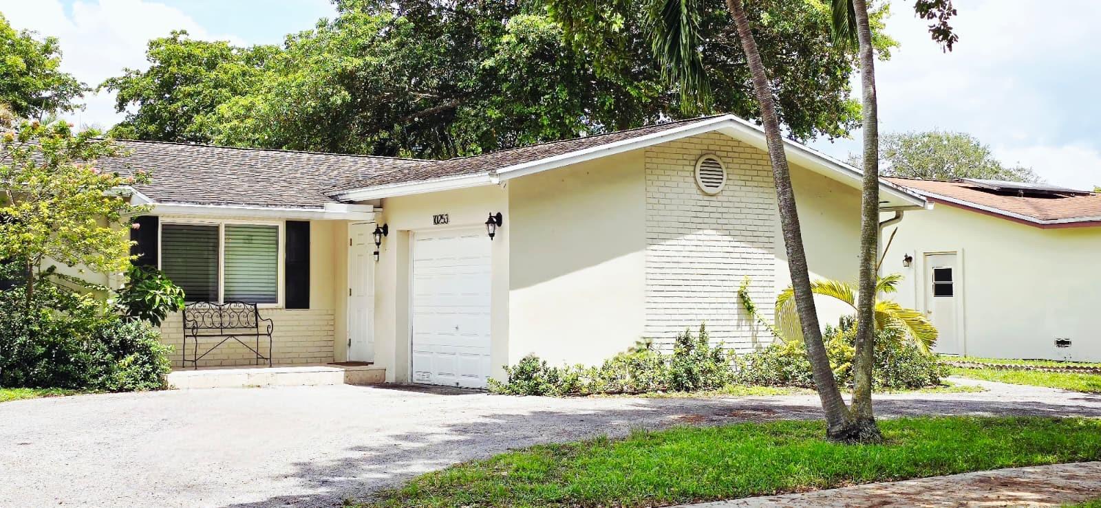 COUNTRY III - Residential Lease