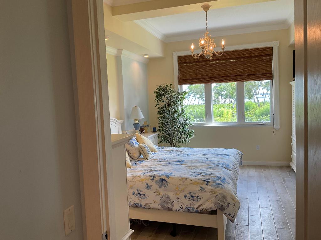 HARBOUR ISLE AT HUTCHINSON ISLAND WEST, A CONDOMIN - Residential