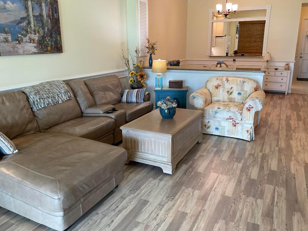 HARBOUR ISLE AT HUTCHINSON ISLAND WEST, A CONDOMIN - Residential