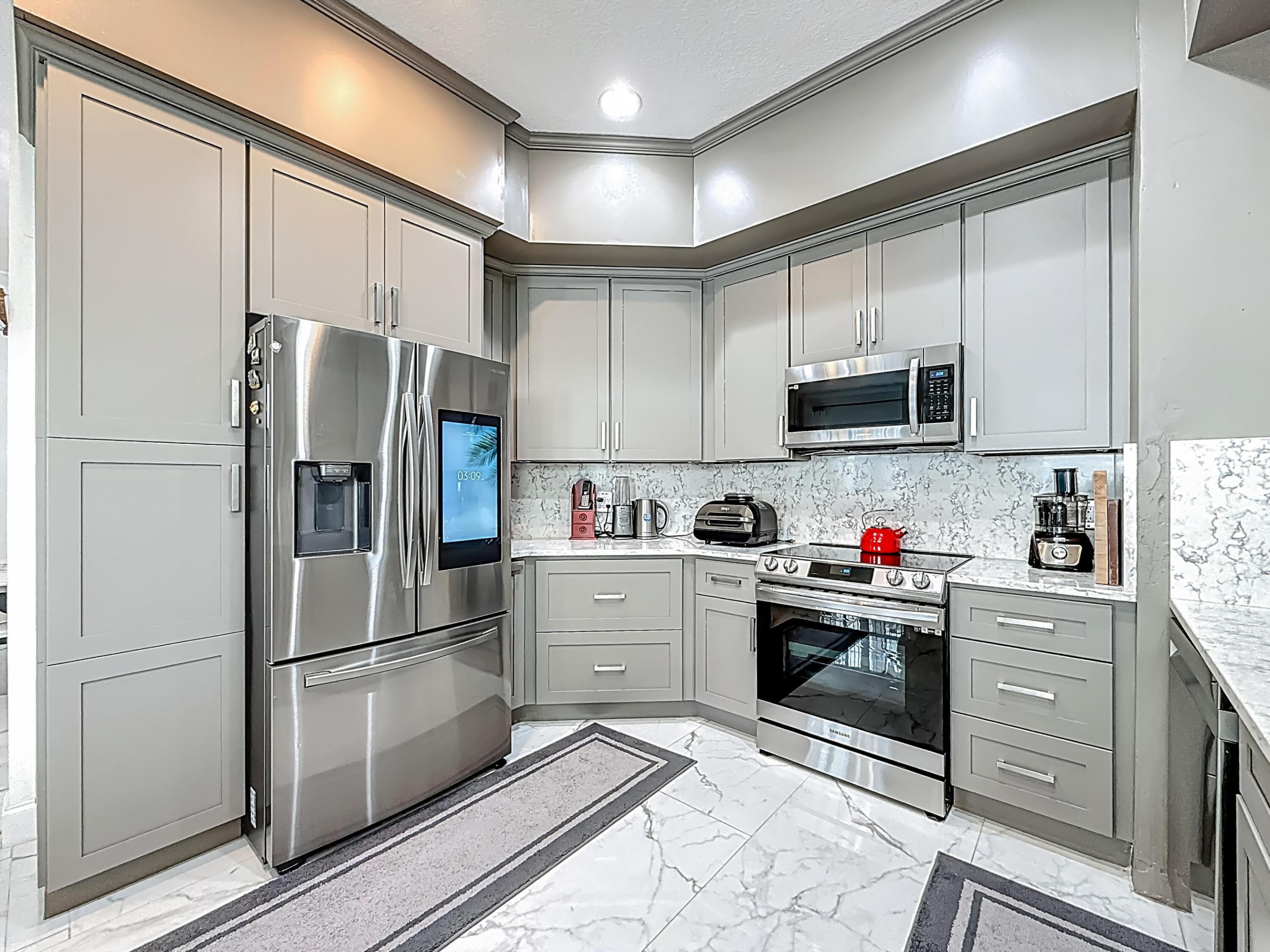 BOYNTON GARDENS - Residential