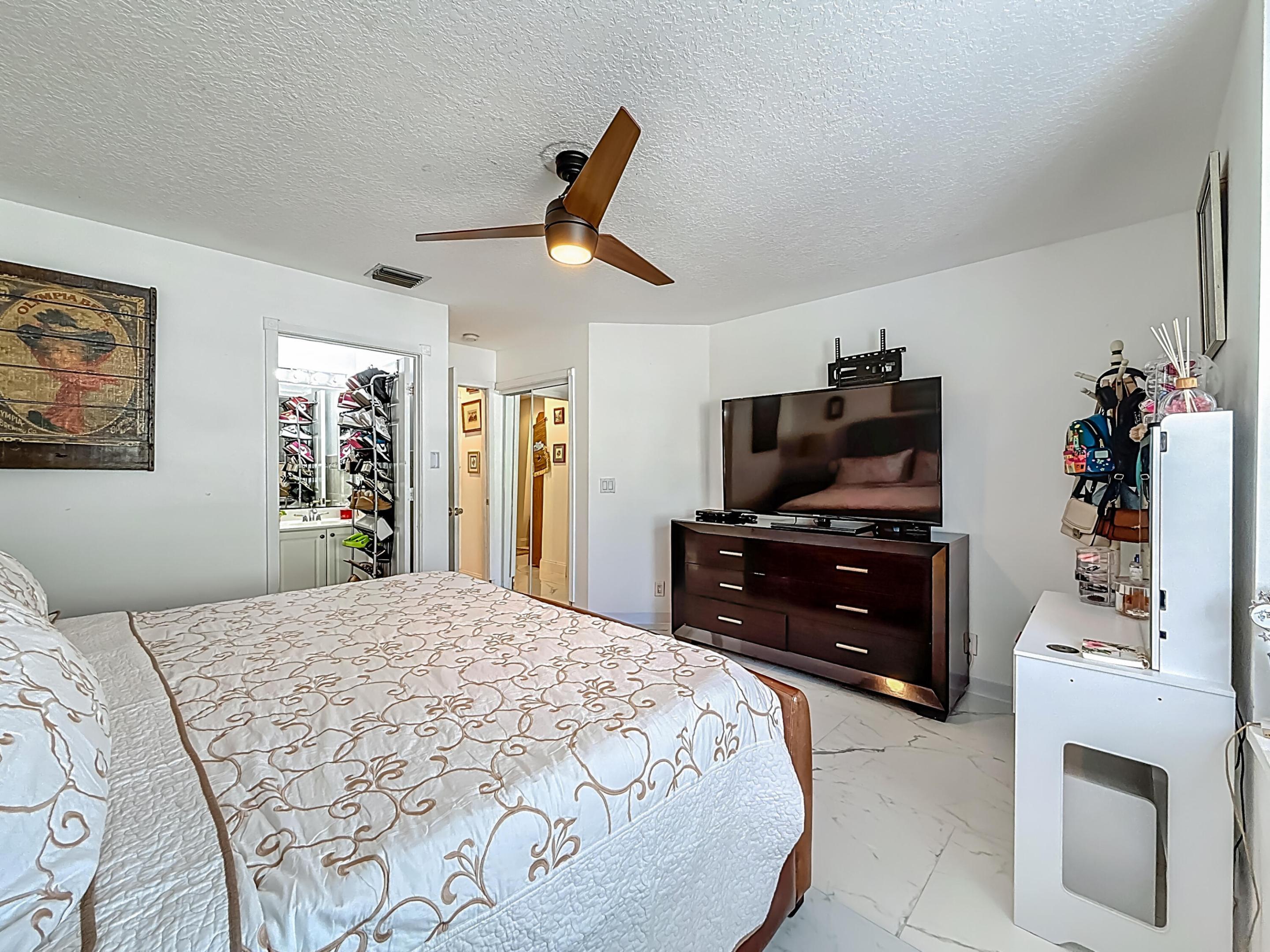 BOYNTON GARDENS - Residential