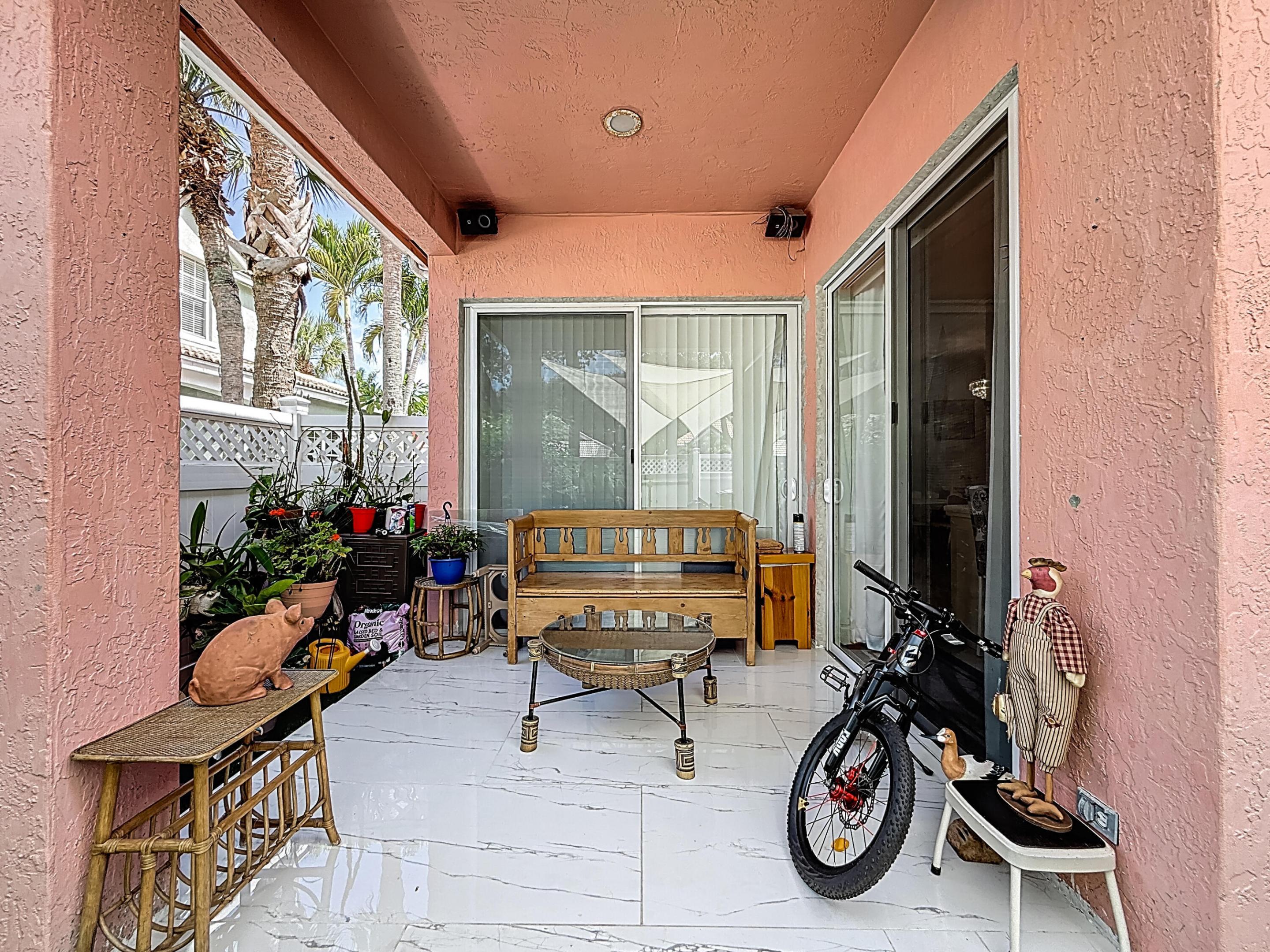 BOYNTON GARDENS - Residential