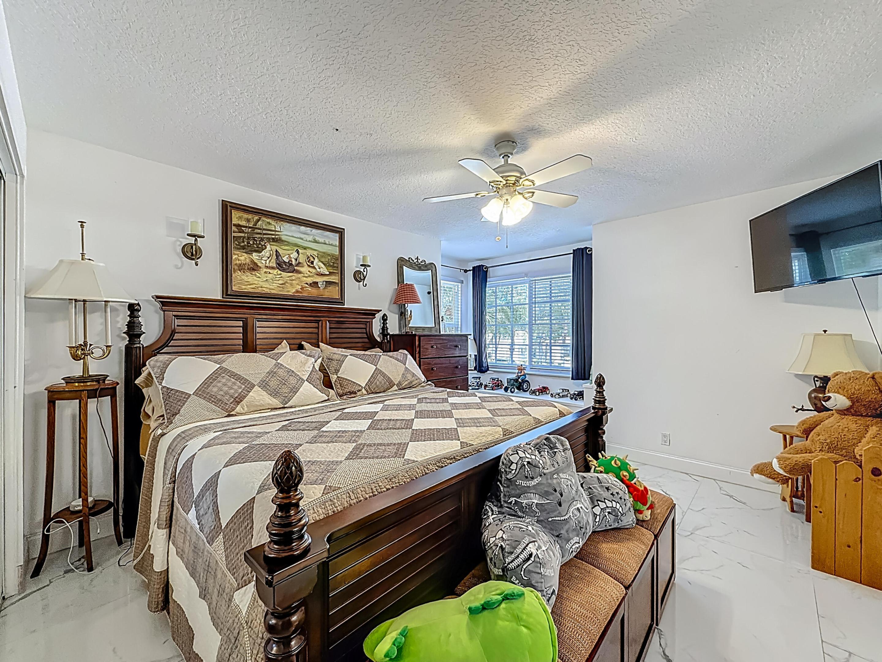 BOYNTON GARDENS - Residential