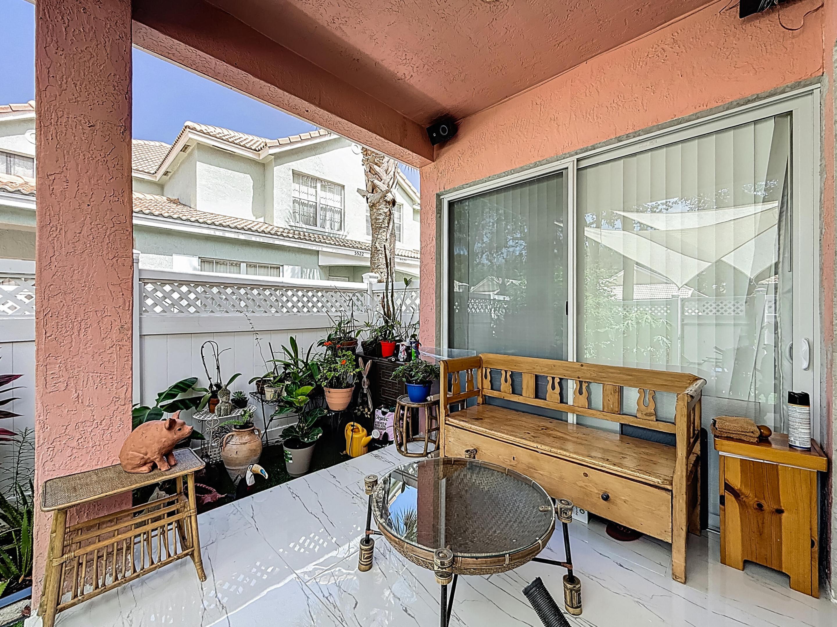 BOYNTON GARDENS - Residential