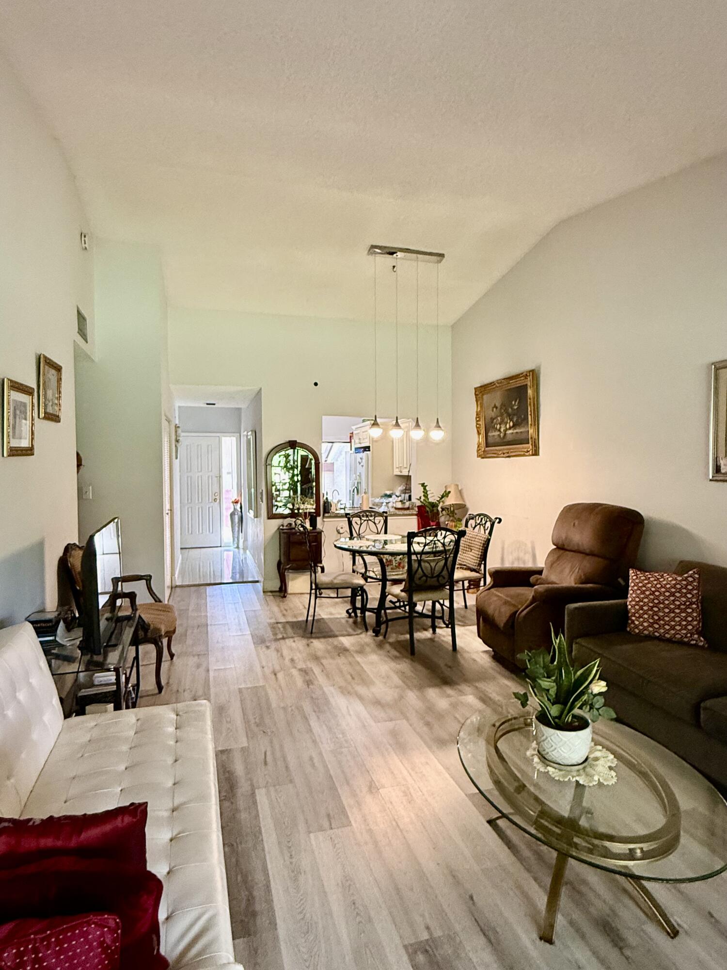 3927 Vine Tree Trail B