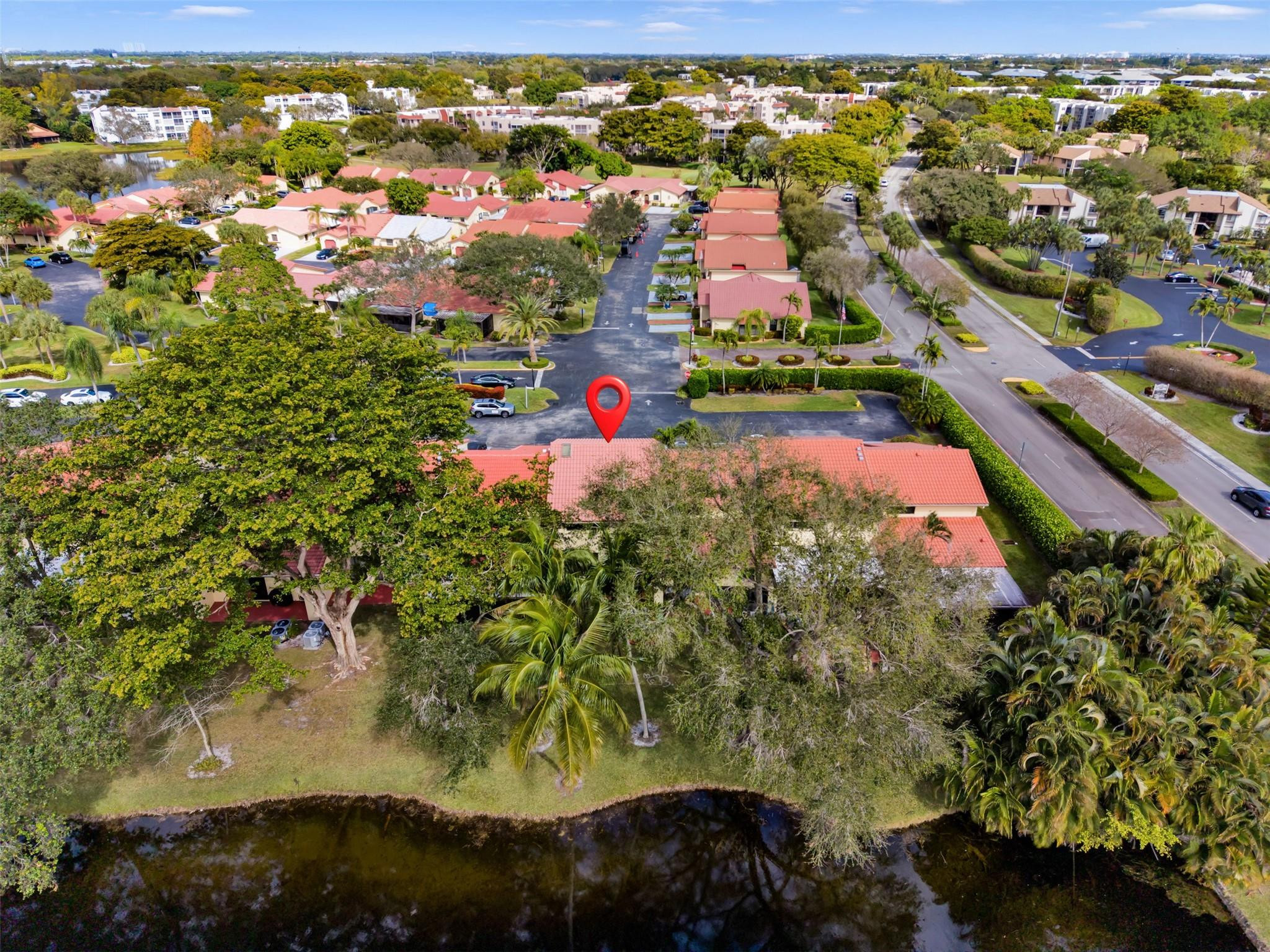 ALHAMBRA CIRCLE - Residential