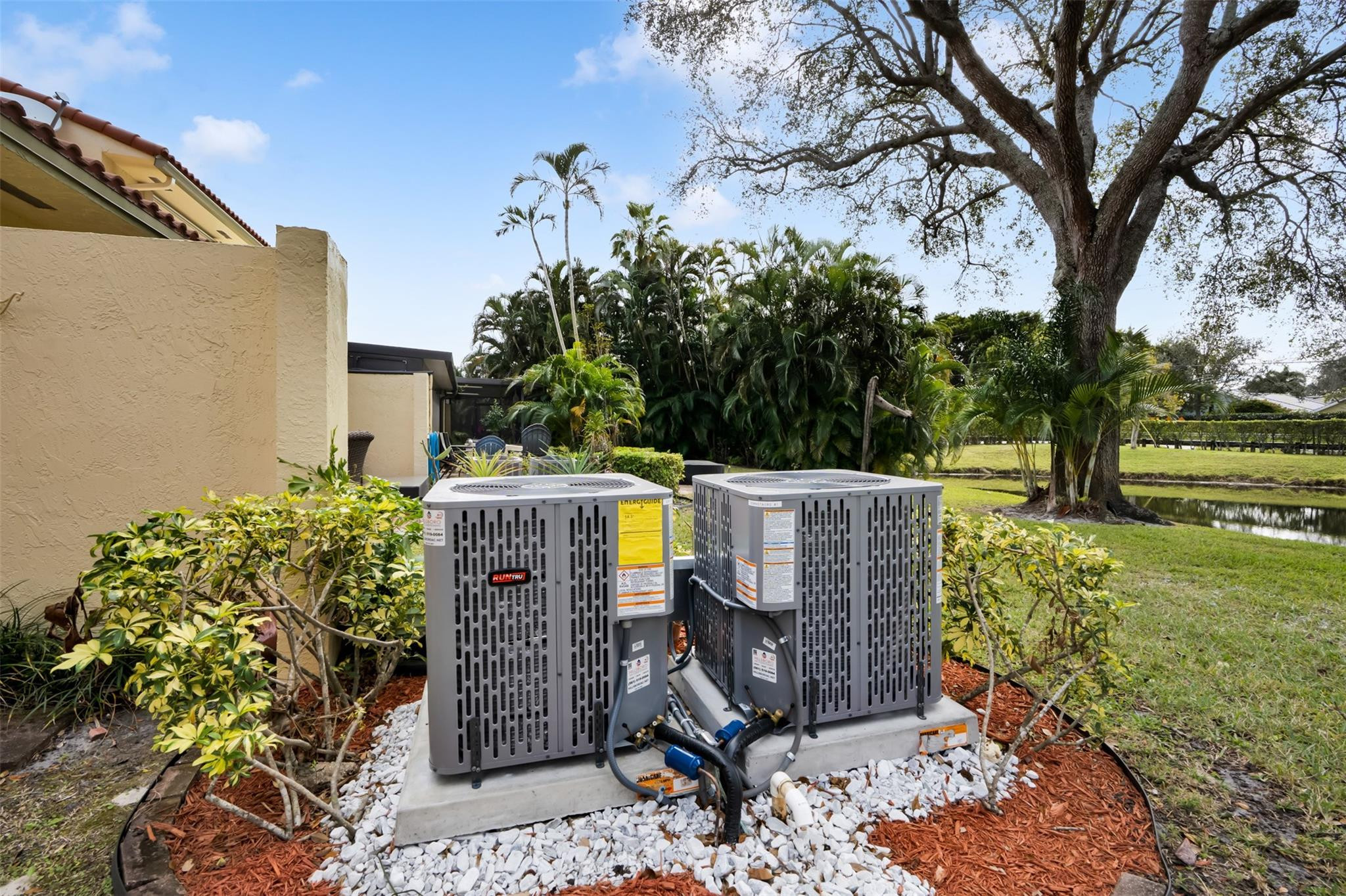 ALHAMBRA CIRCLE - Residential