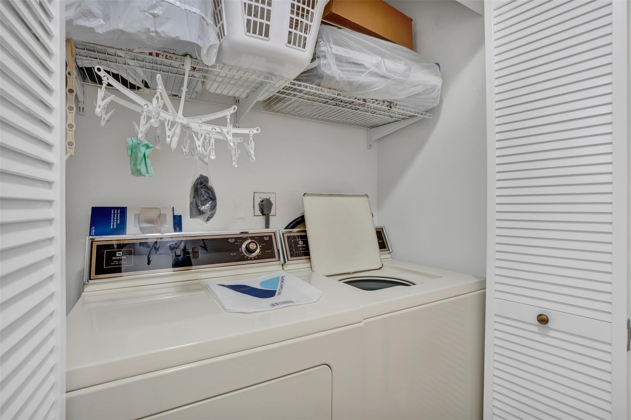 ALHAMBRA CIRCLE - Residential